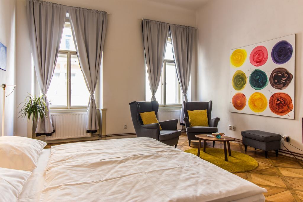 Mighty Prague Apartments Truhlarska ภายนอก รูปภาพ